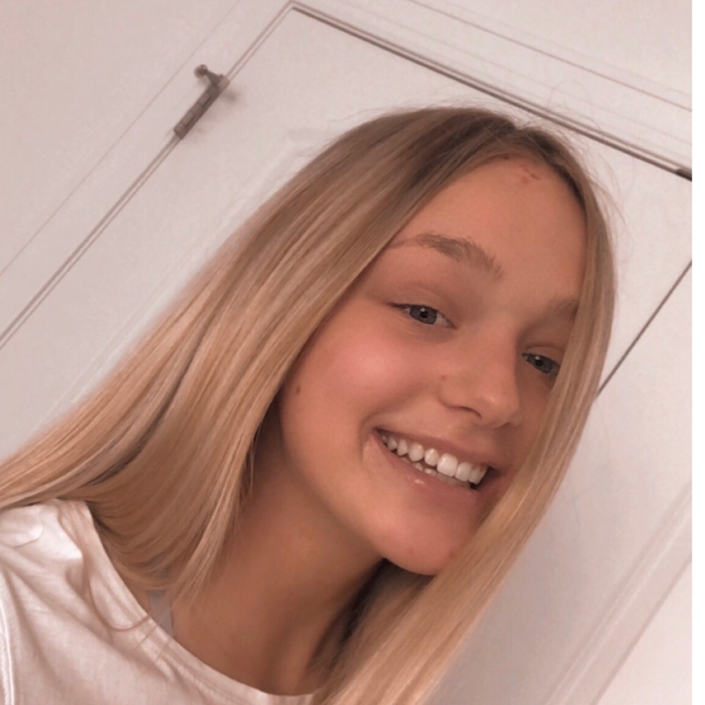Meet your Posher, Ava
